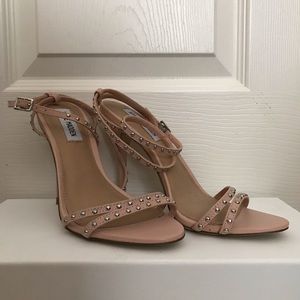 Steve Madden Never Been Worn Strappy Pumps